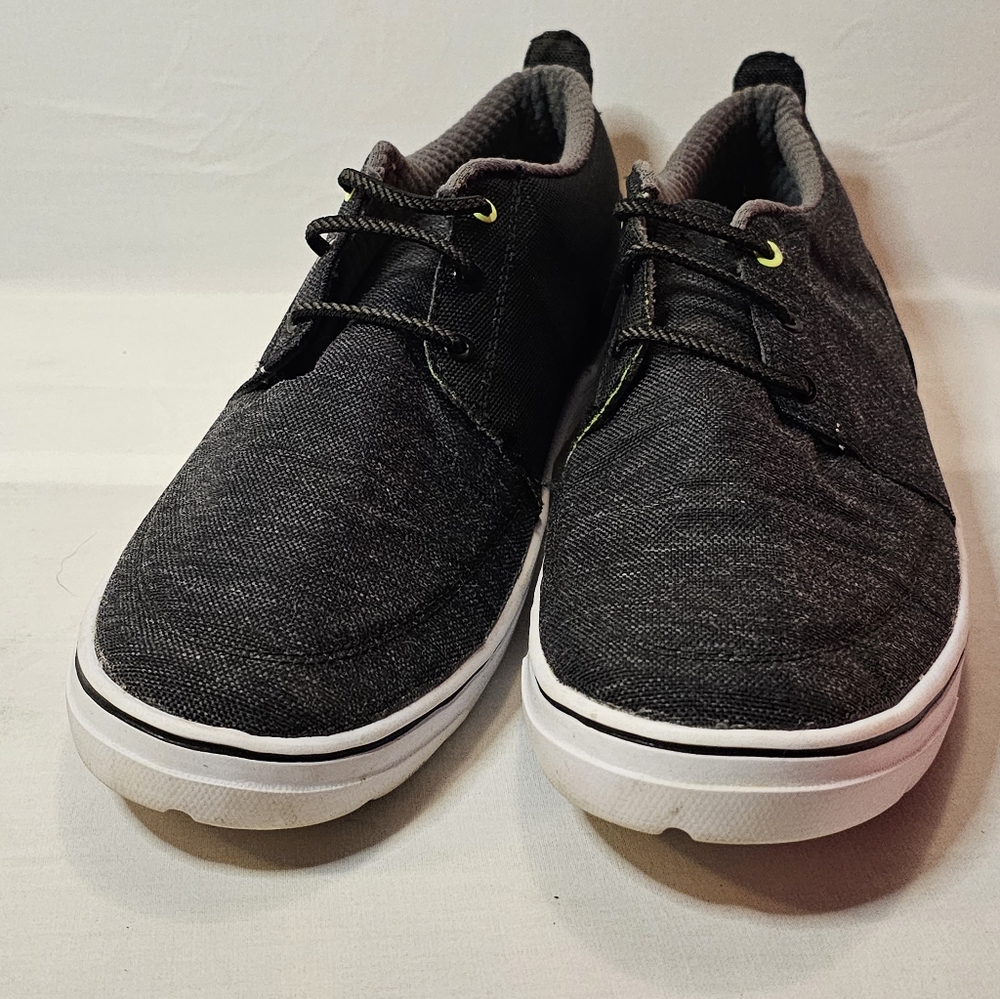 Under Armour Street Encounter II
